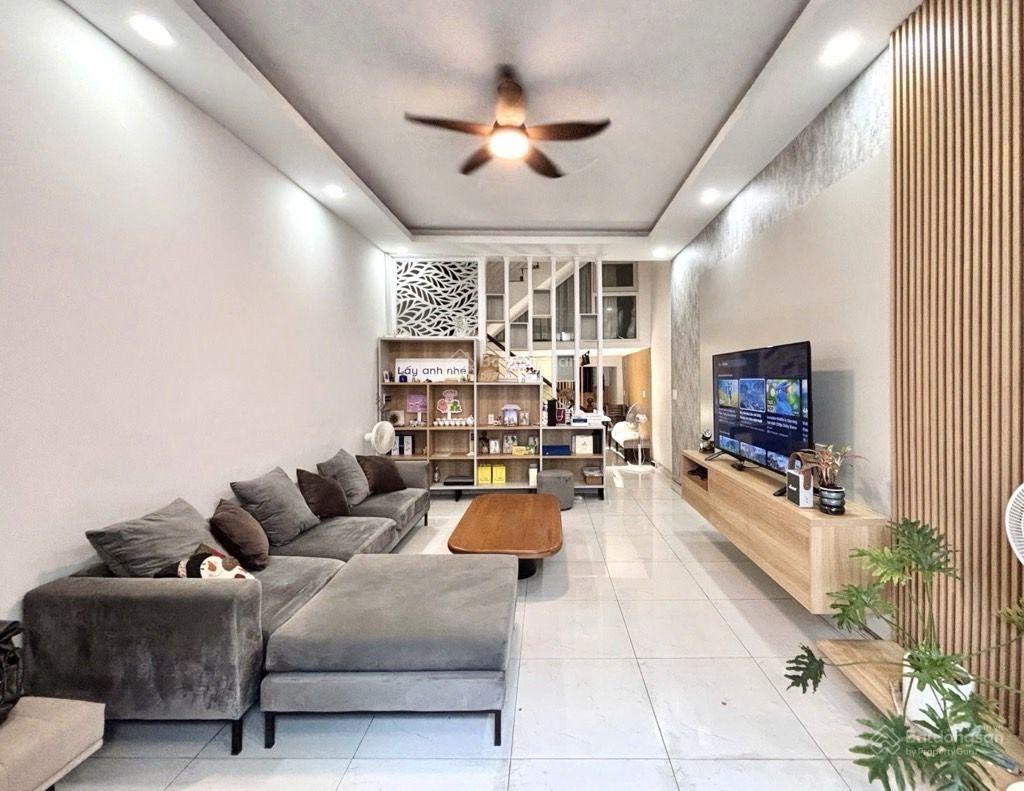 Gấp bán 11.65 tỷ giảm về 11.2 tỷ!  bán nhà 4 tầng 64m2  hẻm to 6m hẻm thông ra bxmđ đbl