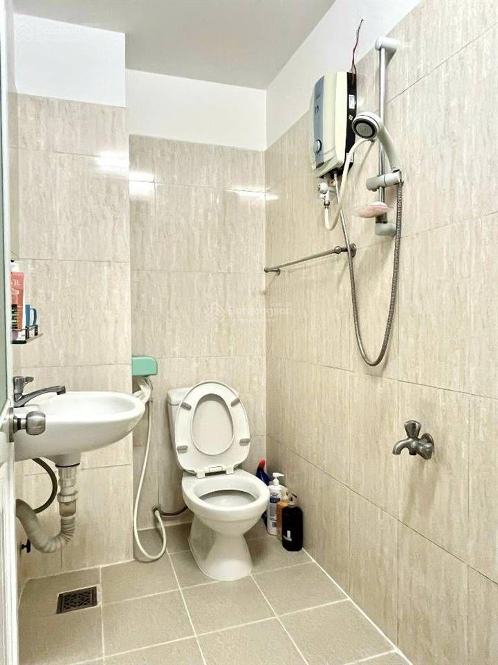 Vip bình thạnh  hẻm thông xe hơi ngủ trong nhà nhà 2 mặt hẻm  giáp phạm văn đồng  10,9 tỷ