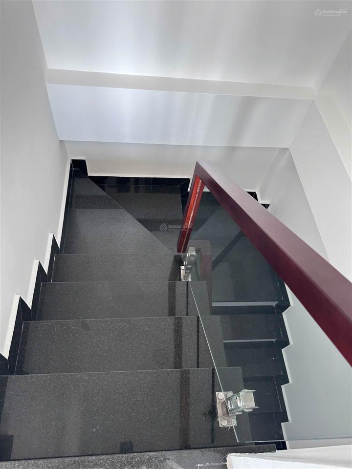 Bán nhà riêng tại đ.bà hom, q6, 5,5 tỷ, 40m2, đẹp, nhiều tiện ích