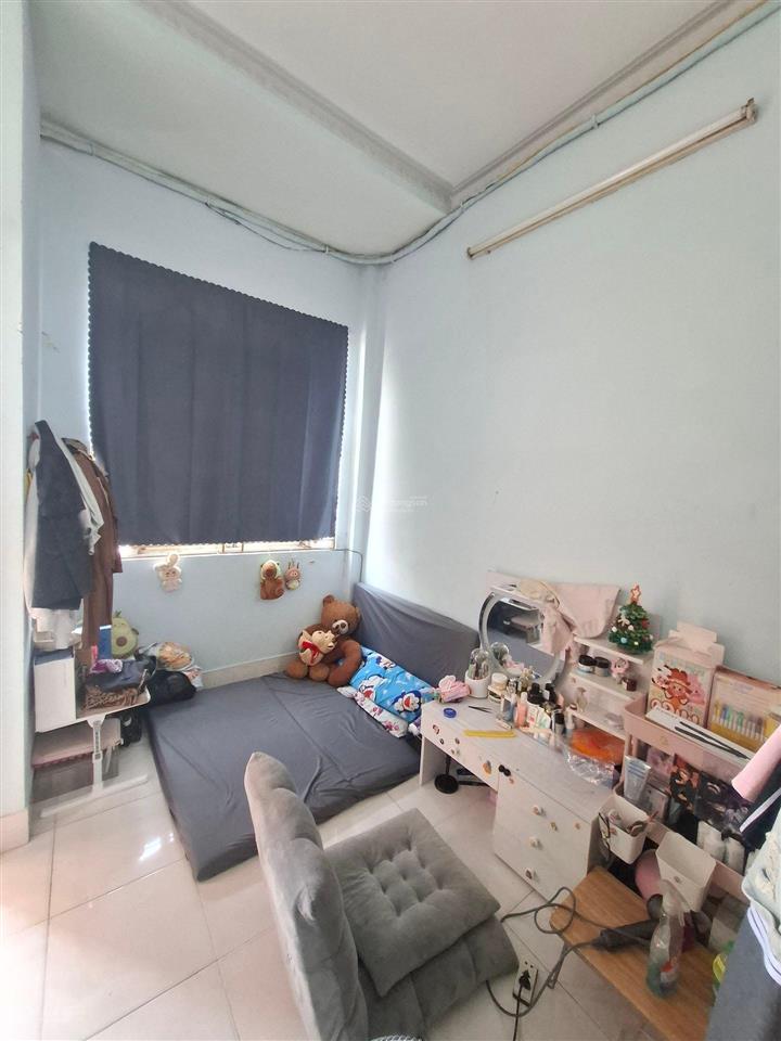 Bán nhà hậu giang, hxh 6m thông chỉ hơn 3 tỷ, 30m2, 2pn, 2wc, mặt tiền 3.5m