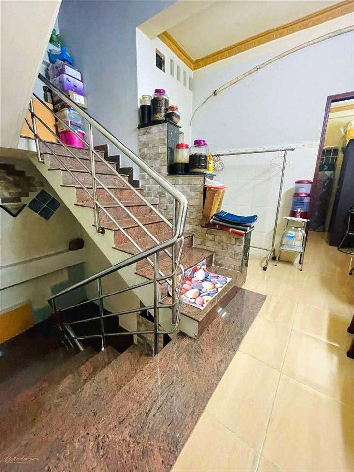 Nhà bình tiên 4 tầng, 50m2, ngang gần 5m, xe hơi vô tới cửa, nhiều tiện ích chỉ 6,5 tỷ