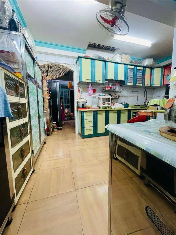 Nhà bình tiên 4 tầng, 50m2, ngang gần 5m, xe hơi vô tới cửa, nhiều tiện ích chỉ 6,5 tỷ