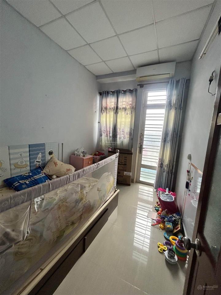 Bán nhà đôi 4pn 2wc 80m2 chỉ với 4,45 tỷ tại phạm văn chí, q6, hcm