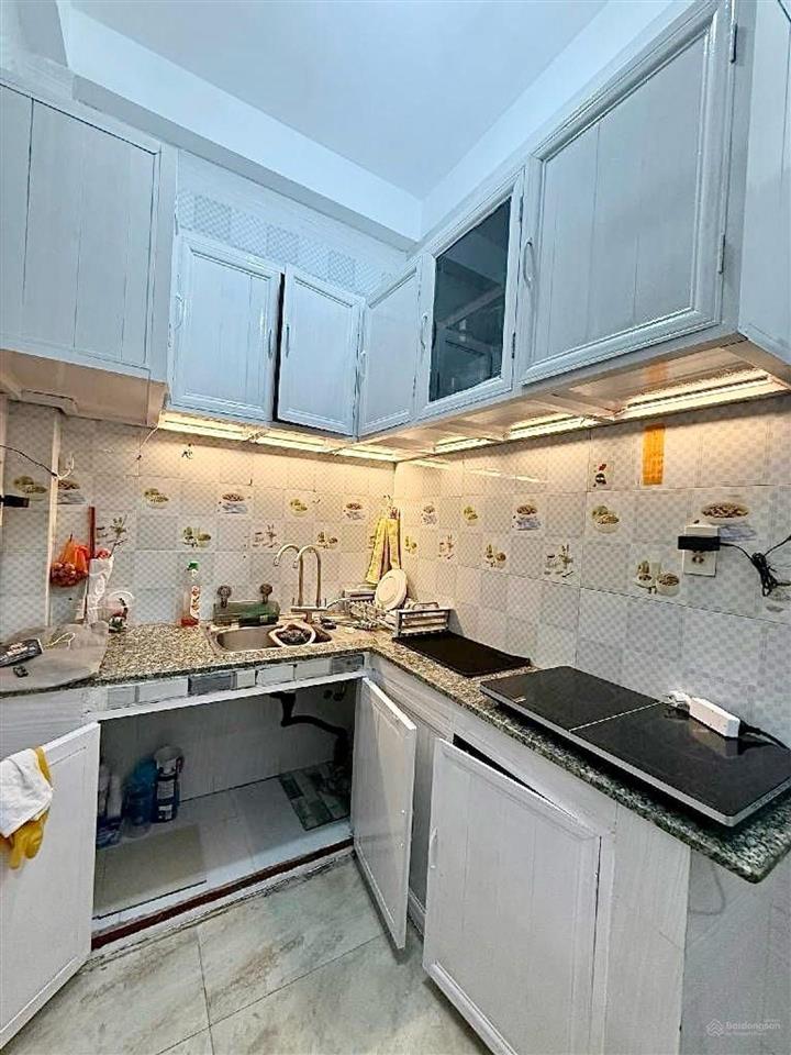 Bán nhà nguyễn trãi quận 5 4 tầng btct, 4pn giá chỉ hơn 5 tỷ