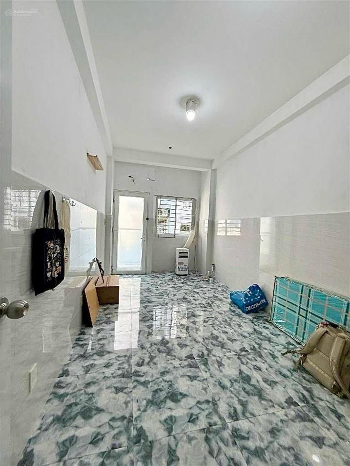 Bán nhà nguyễn trãi quận 5 4 tầng btct, 4pn giá chỉ hơn 5 tỷ