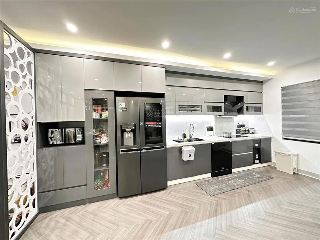 Phố hoàng văn thái lô góc 6t thang máy phân lô ô tô tránh xây mới dt 60m2*6t*6,7m mt 22,2tỷ có tl