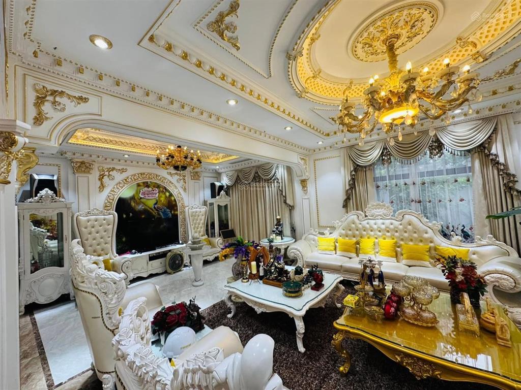 Vip đẳng cấp thượng lưu bt nhà vườn lô góc 2 mặt đường khu đô thị trung văn dt 170m2*5t*25mt 75 tỷ