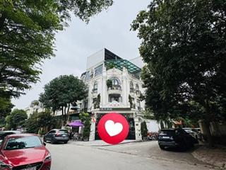 Vip đẳng cấp thượng lưu bt nhà vườn lô góc 2 mặt đường khu đô thị trung văn dt 170m*5t*25mt 75 tỷ