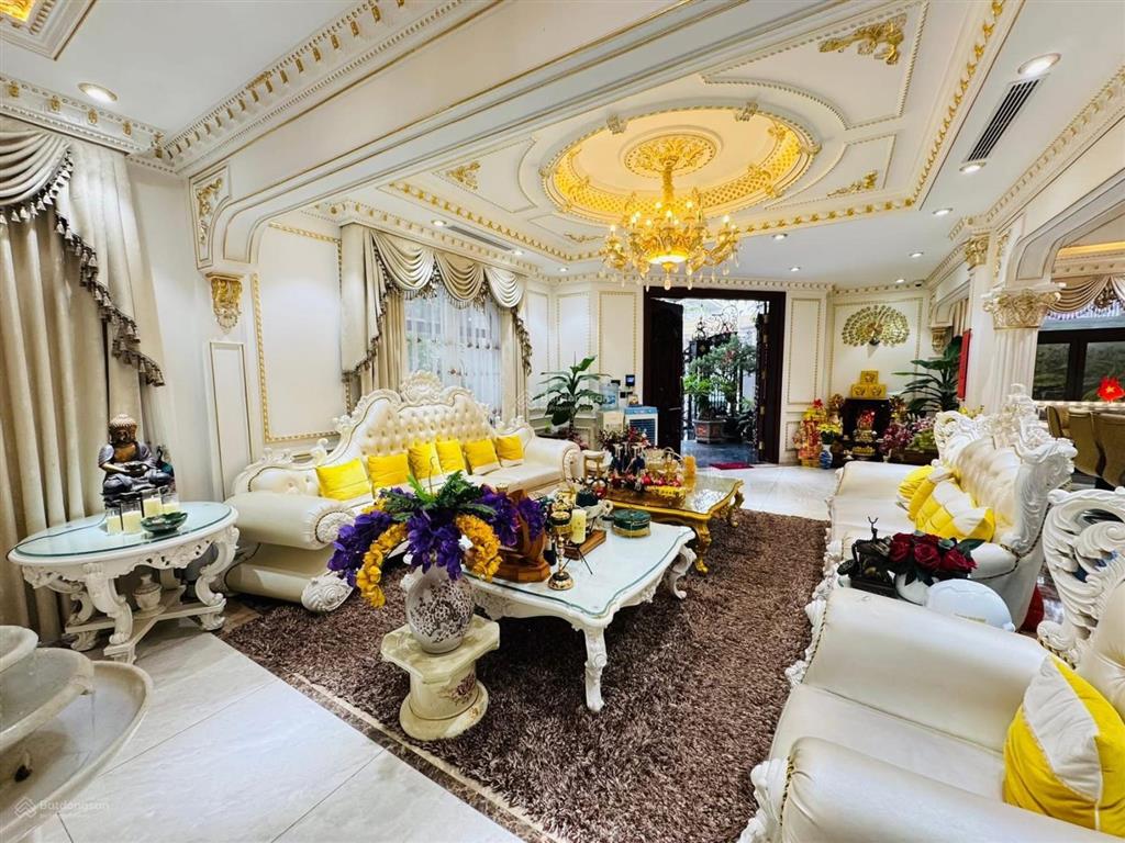 Vip đẳng cấp thượng lưu bt nhà vườn lô góc 2 mặt đường khu đô thị trung văn dt 170m2*5t*25mt 75 tỷ