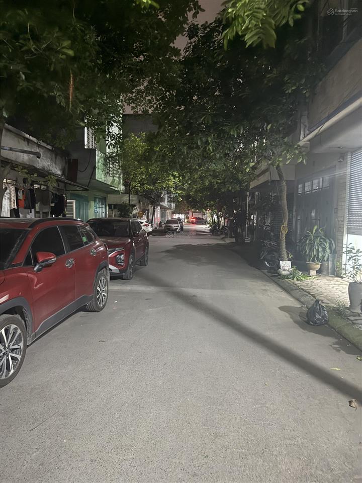 Chính chủ bán nhà đất phân lô văn quán vỉa hè 3 ô tô tránh kinh doanh dt 50m2*1t*4,1mt 14,5tỷ có tl