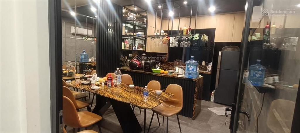 Bán nhà phố nhân hoà thanh xuân ngõ nông gần phố ô tô đỗ cửa dt 46m*5t*4mt 10,3ty có thương lượng