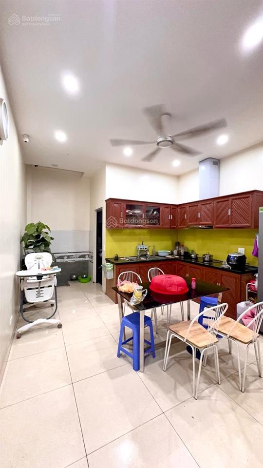Chính chủ gửi bán lk kiến hưng phân lô vỉ hè ô tô tránh kinh doanh dt 50m*5t*5mt 14,8 tỷ có tl