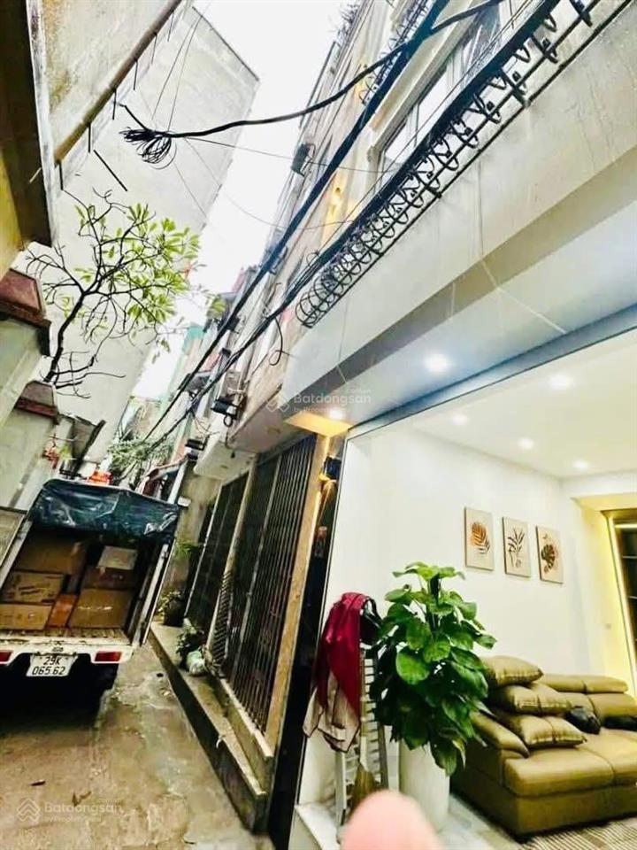 Triều khúc thanh trì nhà đẹp dân xây ô tô đỗ cửa full nội thất dt 40m*5t*3,5mt 8,3 tỷ có thương l