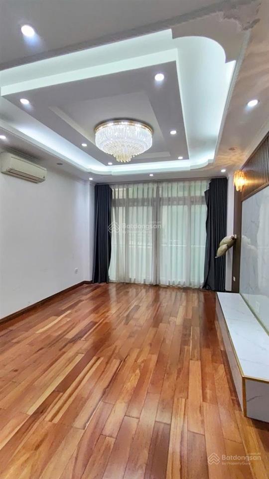 Chủ giảm chào 3 tỷ nhà mặt phố nhân hoà thanh xuân kinh doanh vỉ hè ô tô tránh dt 65m*6t*4mt 29,8