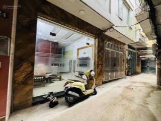 Chính chủ gửi bán nhà phố đường trần duy hưng nhà đẹp dân xây gần ô tô dt 45m*6t*4mt 13,2 tỷ