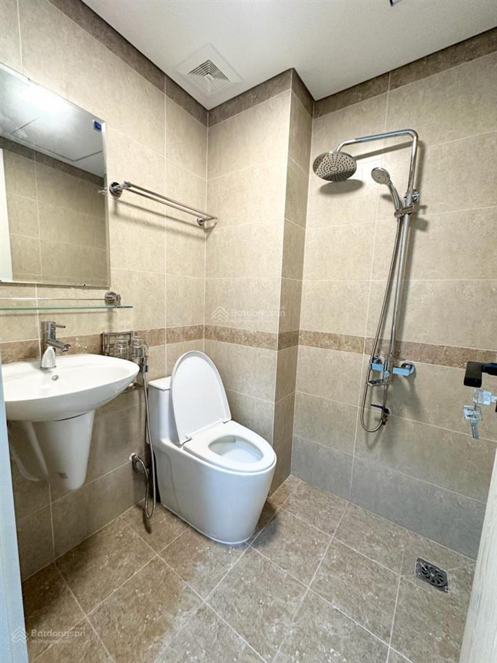 Chủ giảm sốc 7 tỷ bán gấp nhà phân lô phố chùa láng lô góc 6t thang máy 60m2*6t*4,5mmt, 22 tỷ..