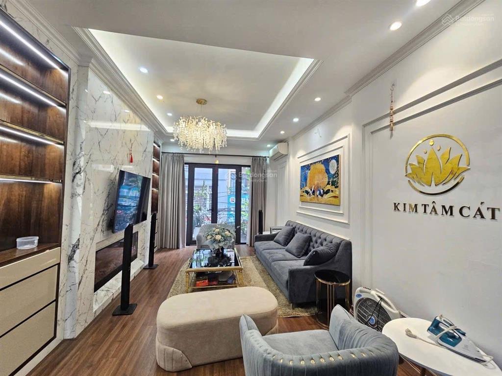 Chủ giảm sốc 7 tỷ bán gấp nhà phân lô phố chùa láng lô góc 6t thang máy 60m2*6t*4,5mmt, 22 tỷ..