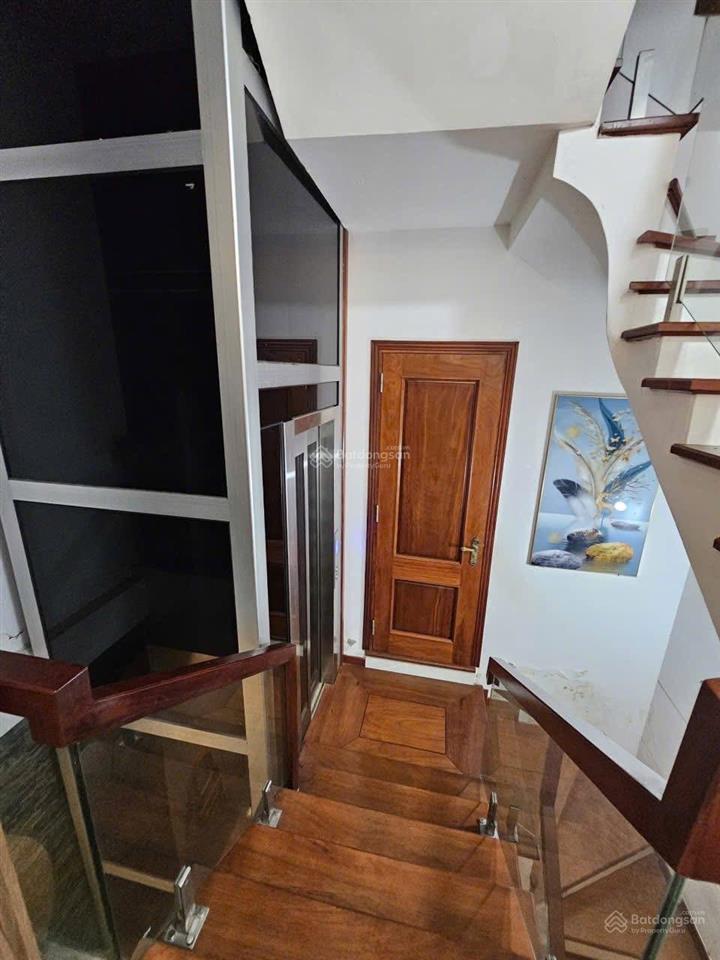 Chủ giảm sốc 7 tỷ bán gấp nhà phân lô phố chùa láng lô góc 6t thang máy 60m2*6t*4,5mmt, 22 tỷ..