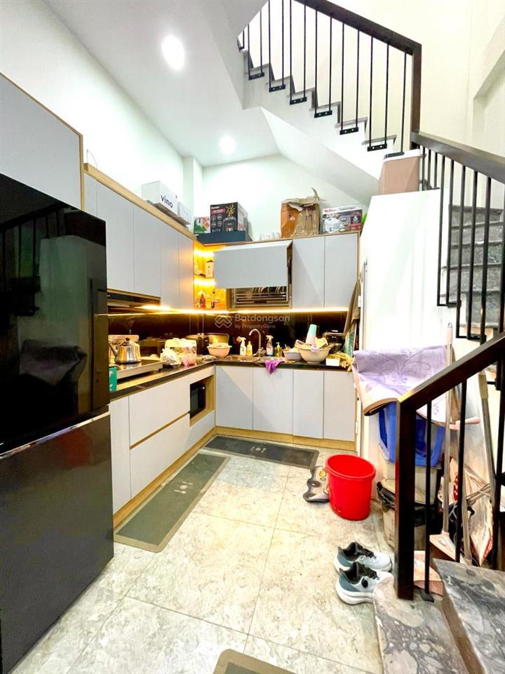 Chính chủ gửi bán nhà phố khương hạ thanh xuân nhà đẹp viu hồ 15m ô tô tránh 38m*5t*3,8mt 10,9 tỷ