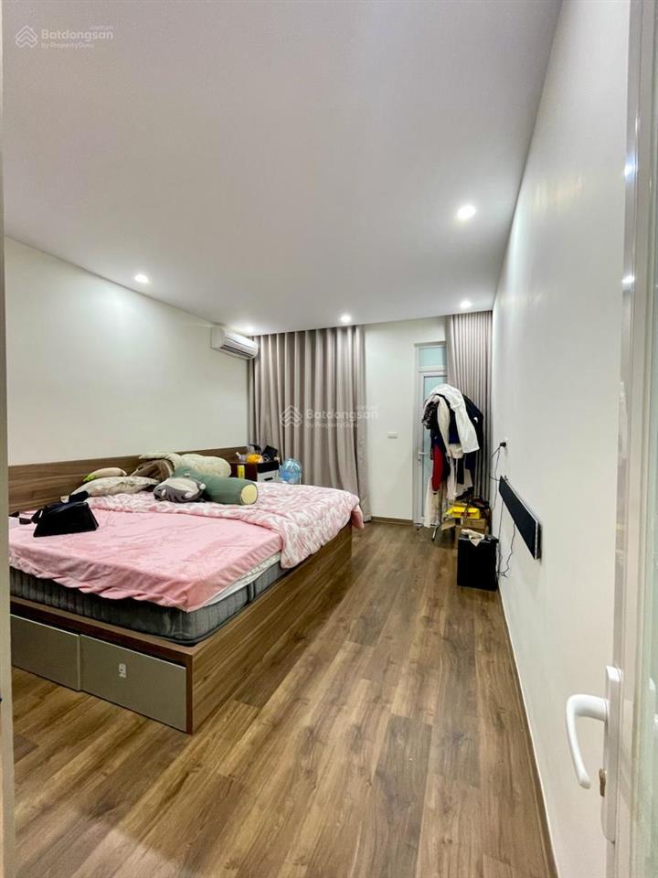 Chính chủ gửi bán nhà phố khương hạ thanh xuân nhà đẹp viu hồ 15m ô tô tránh 38m*5t*3,8mt 10,9 tỷ