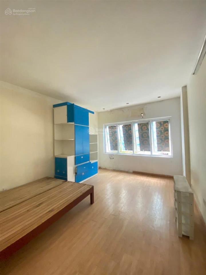 Chính chủ gửi bán nhà phố cù chính lan phân lô quân đội cách 2 nhà ra mp dt 35m2*6t*3,8m mt 10 tỷ