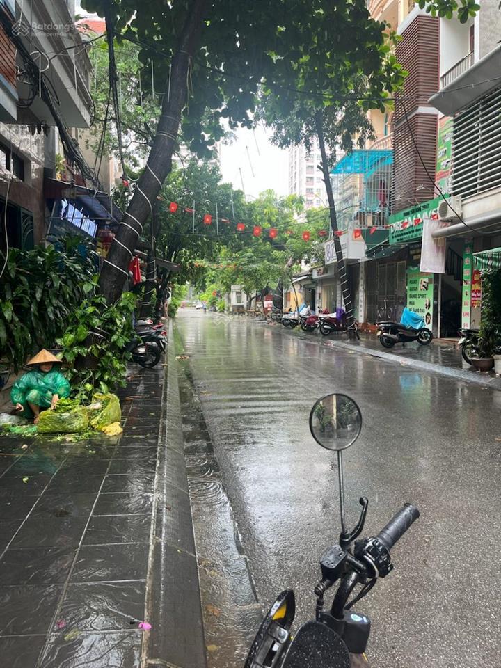 Siêu vip phân lô quân đội phố hoàng văn thái vỉ hè rộng kinh doanh ô tô tránh dt 50m*4t*4mt 20,6 t