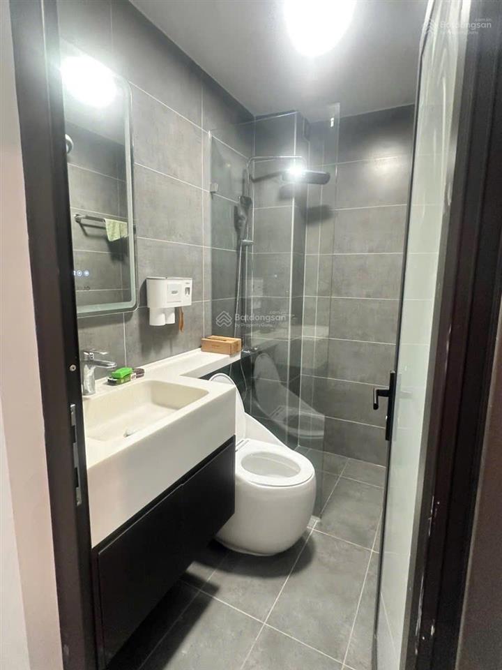 Gấp gấp giảm 2 tỷ phân lô xa la nhà đẹp dân xây ngõ thông hai thoáng dt45m*5t*3,5m 11,8 tỷ có tl