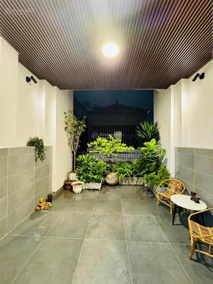 Gấp gấp giảm 2 tỷ phân lô xa la nhà đẹp dân xây ngõ thông hai thoáng dt45m*5t*3,5m 11,8 tỷ có tl