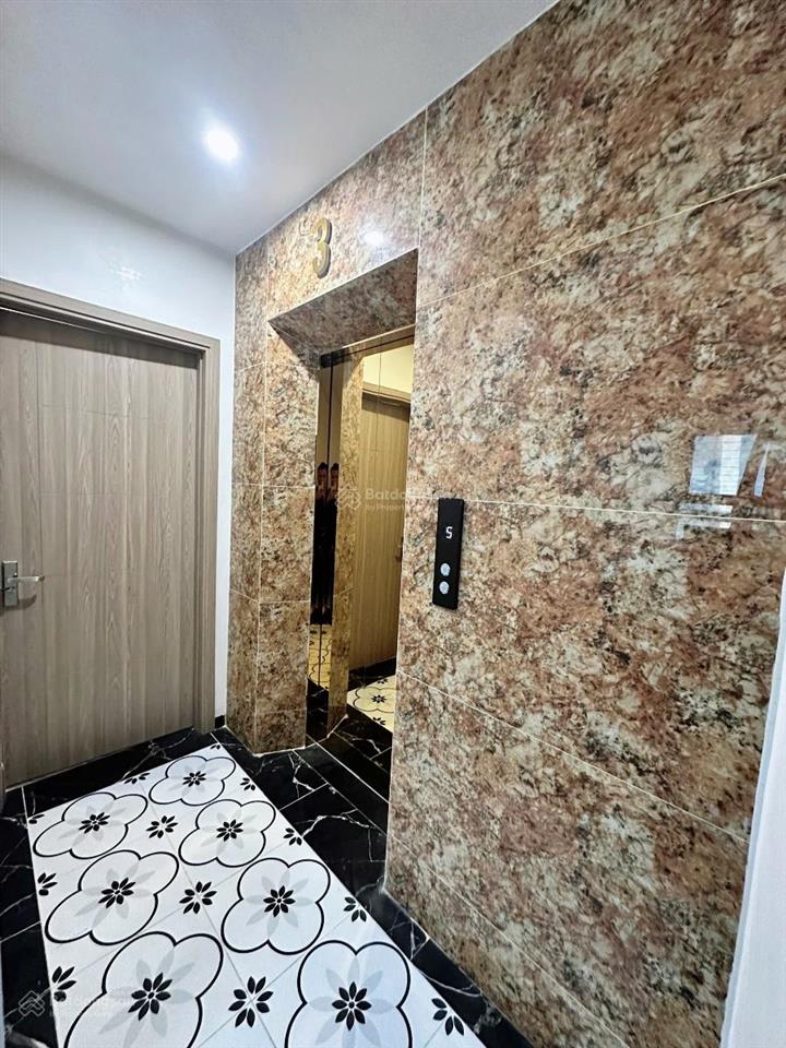 Yên xá thanh trì nhà đẹp dân xây 6t thang máy 20m ra mặt phố dt 35m*6t*7,5mt 7,5 tỷ có thương l