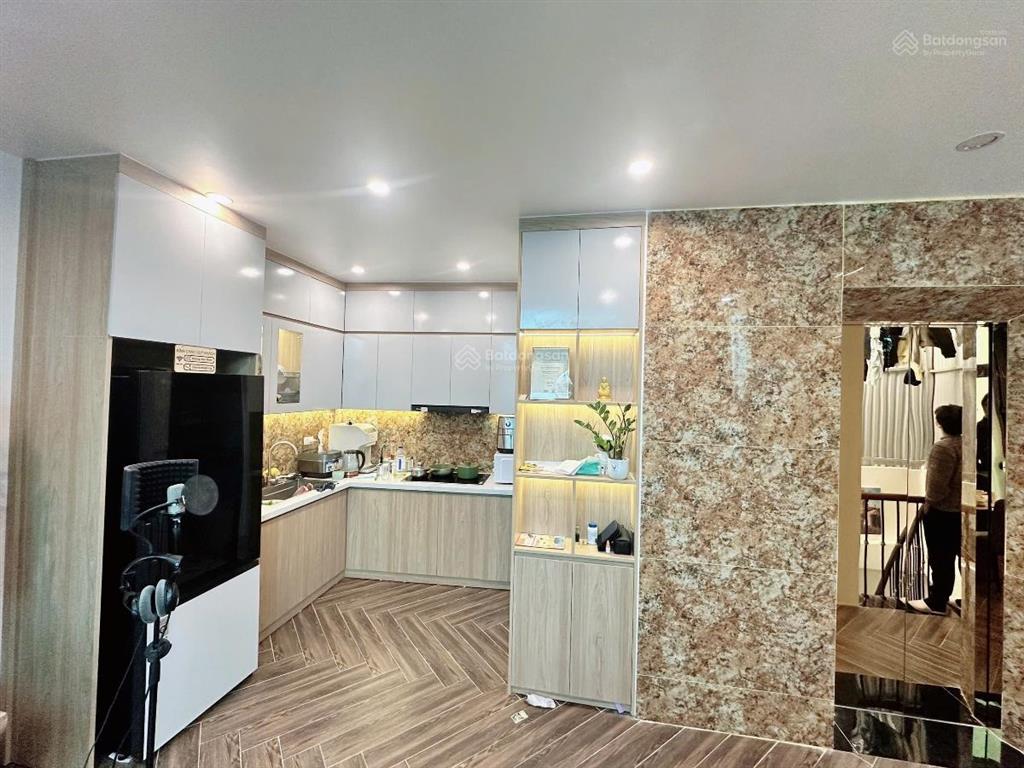 Yên xá thanh trì nhà đẹp dân xây 6t thang máy 20m ra mặt phố dt 35m*6t*7,5mt 7,5 tỷ có thương l