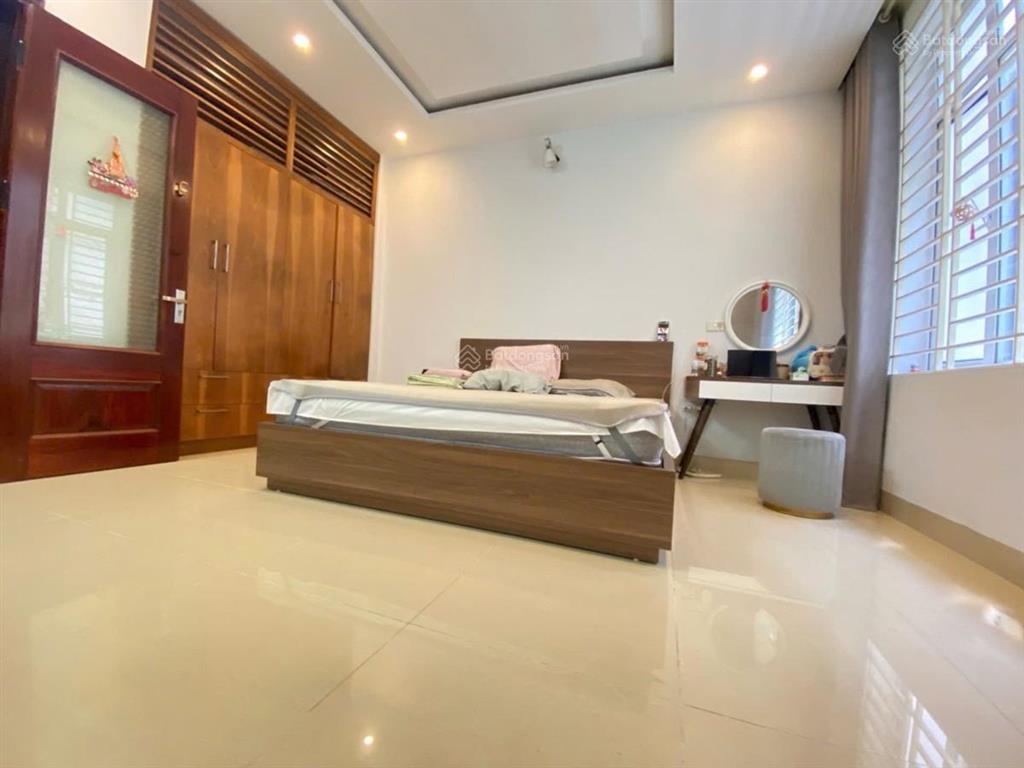 Phố vương thừa vũ thanh xuânnhà đẹp dân xây 1 nhà ra mặt phố ngõ thông ô tô dt 45m*5t*4,8mt15,8 t