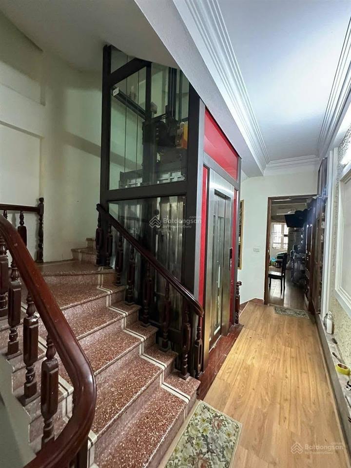 Bán nhà mặt phố chiến thắng hà đông 6t thang máy vỉ hè kinh doanh sầm uất dt 70m*6t*4,2mt31,5 tỷ.