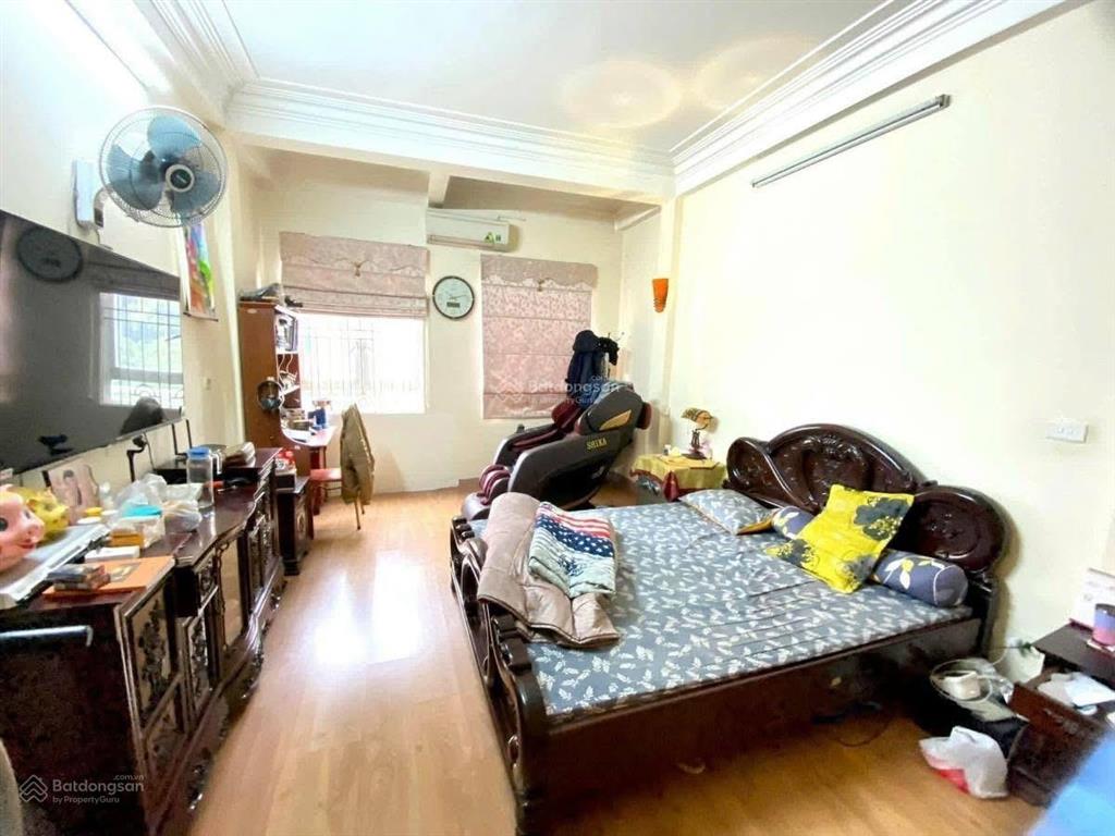 Bán nhà mặt phố chiến thắng hà đông 6t thang máy vỉ hè kinh doanh sầm uất dt 70m*6t*4,2mt31,5 tỷ.