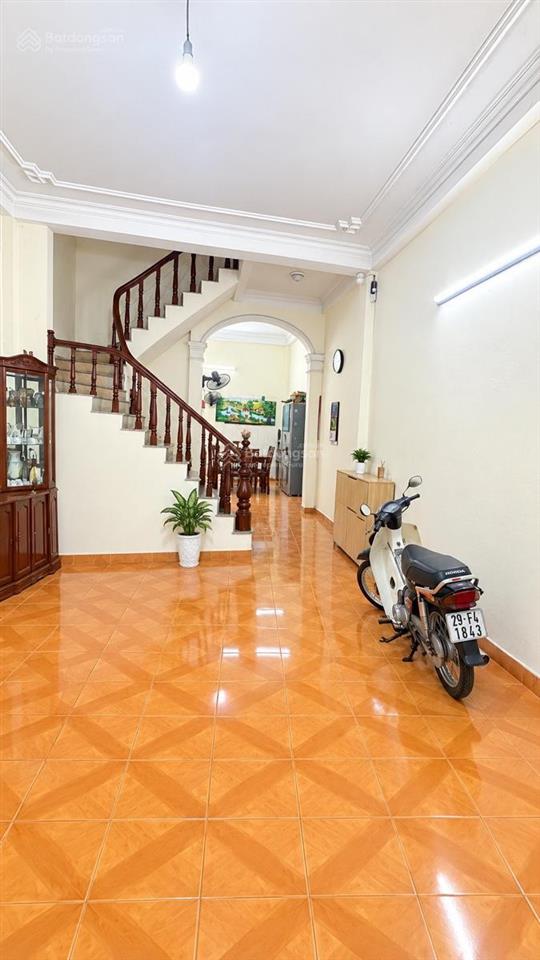 Bán nhà mặt phố hoàng văn thái thanh xuân mặt phố kinh doanh vỉ hè ô tô tránh dt 55m*4t*4,6mt24 tỷ
