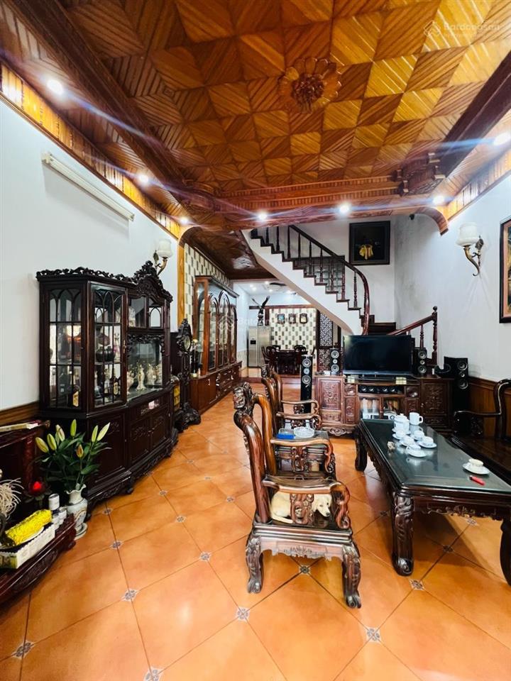 Bán nhà mặt phố trung hoà cầu giấy mặt phố kinh doanh vỉ hè ô tô tránh 90m*5t*5mt39 tỷ có tl