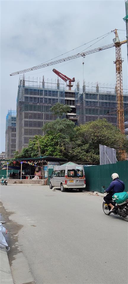 Chủ nhờ bán đất gia quất, lô góc 68m2 đường 13m vỉa hè kinh doanh view trường học khu vực trung tâm