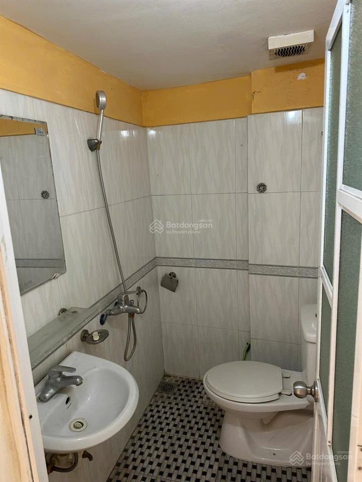 Đất ngọc thụy, 75 m2, mt 5.6m, 2 thoáng giá gần 200tr ngõ oto, vị trí đẹp cách 100m ra trường pháp