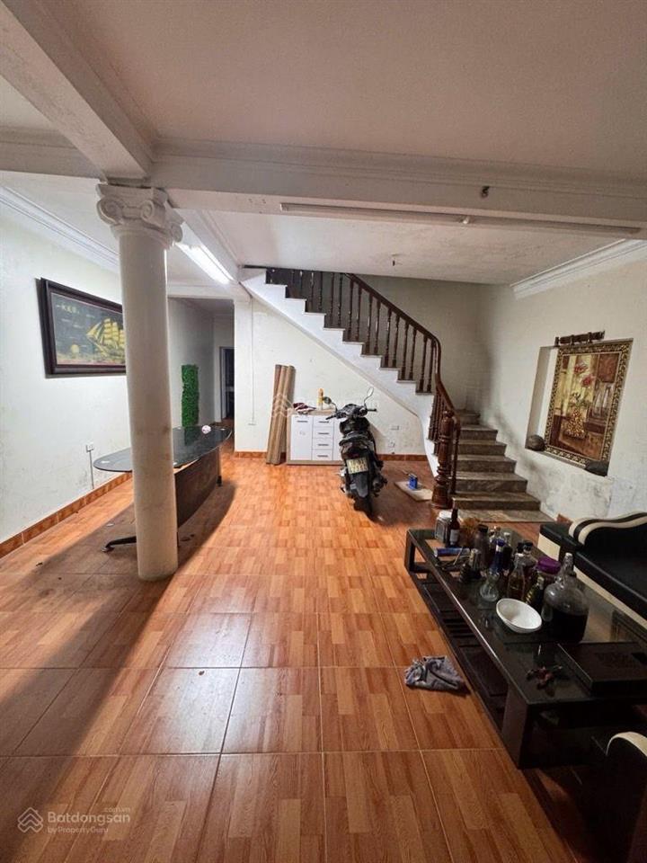 Bán đất mặt ngõ 102 ngọc thụy oto tải 2.5tấn thông . 130m2,mt 6.5m, giá siêu hời cho vị trí đắc địa