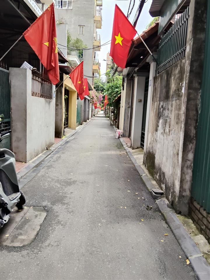 Bán đất mặt ngõ 102 ngọc thụy oto tải 2.5tấn thông . 130m2,mt 6.5m, giá siêu hời cho vị trí đắc địa