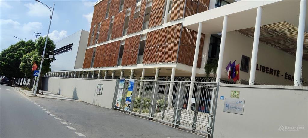 Bán đất ngọc thụy, oto tải tránh.thông tứ tung 100m2, mt 6m khu vực phát triển. kinh doanh bất chấp