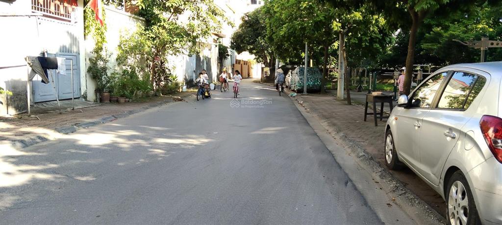 Bán đất ngọc thụy, oto tải tránh.thông tứ tung 100m2, mt 6m khu vực phát triển. kinh doanh bất chấp