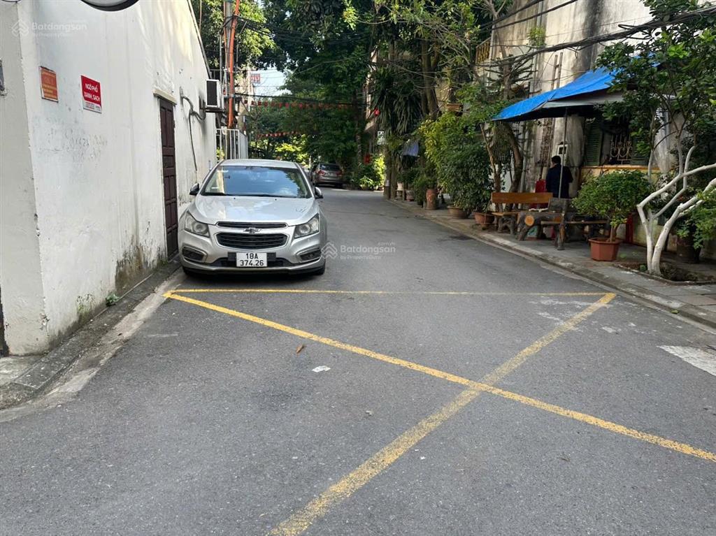 Bán đất ngọc thụy, oto tải tránh.thông tứ tung 100m2, mt 6m khu vực phát triển. kinh doanh bất chấp