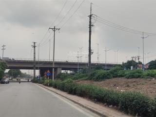 Bán đất việt hưng, tặng nhà 3 tầng 115 m2, rẻ nhất long biên chỉ 9xtỷ, mặt tiền 6,5m 25m oto tránh