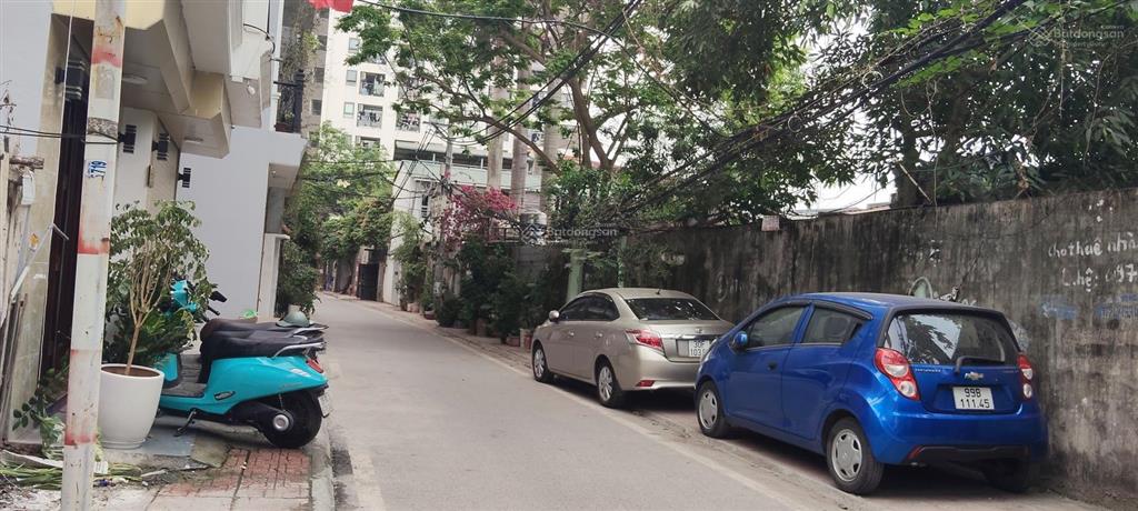 Bán gấp hạ 1tỷ, tặng nhà 3 tầng 115 m2, rẻ nhất long biên chỉ 8.x tỷ, mặt tiền 6,5m 25m oto tránh