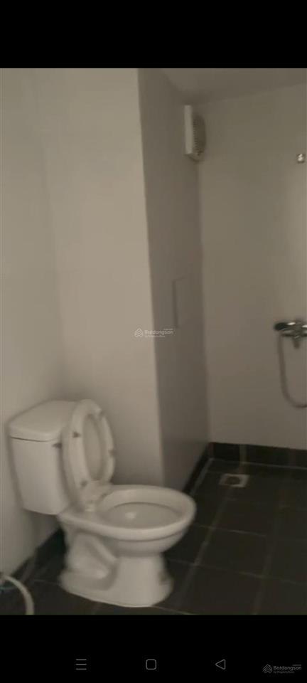 Cần bán căn hộ 2pn, 2wc, 70m2 tại thượng thanh, quận long biên, hà nội, giá 55 triệu/m2 có tl