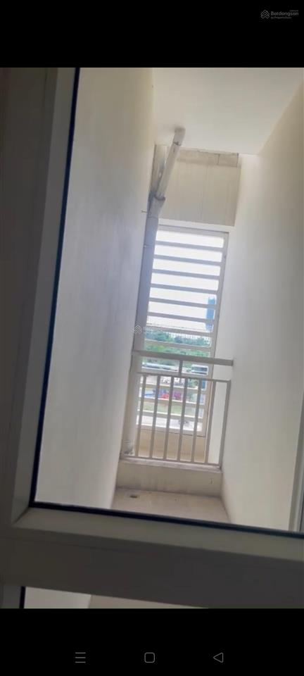 Cần bán căn hộ 2pn, 2wc, 70m2 tại thượng thanh, quận long biên, hà nội, giá 55 triệu/m2 có tl