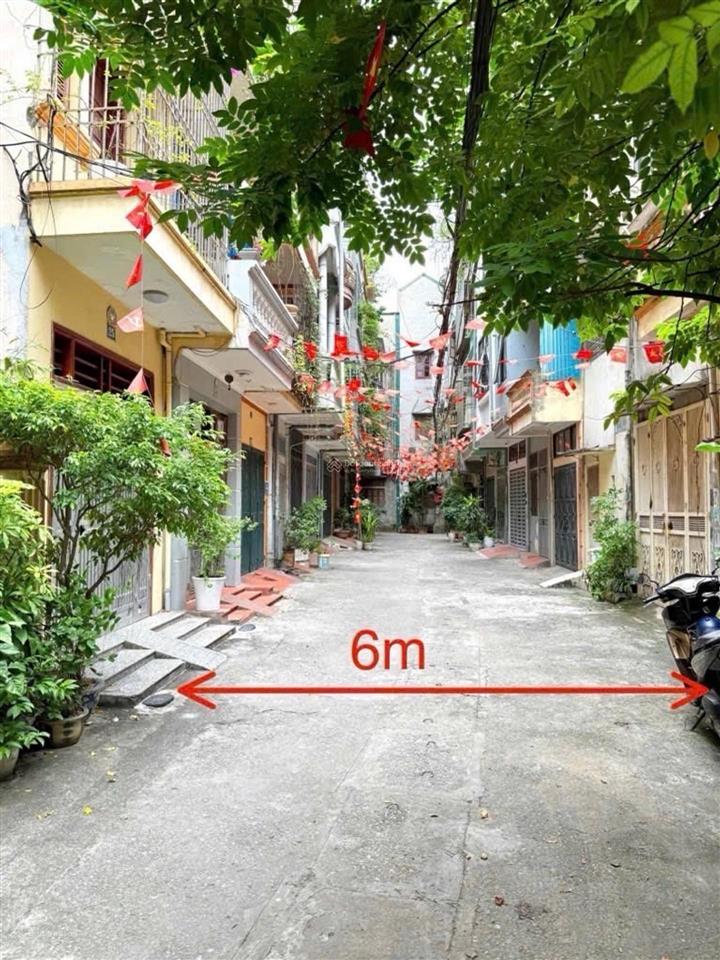 Cần bán gấp nhà nghĩa tân diện tích 28m2 mặt tiền 3,3m 4 tầng 10,5 tỷ