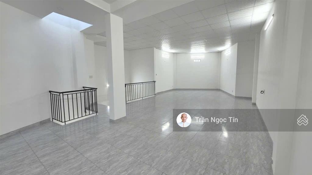 Siêu phẩm nhà đẹp mặt tiền căn góc vòng xoay đường số 13 và lê hồng phong