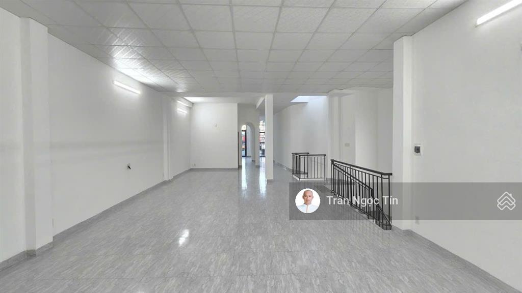 Siêu phẩm nhà đẹp mặt tiền căn góc vòng xoay đường số 13 và lê hồng phong