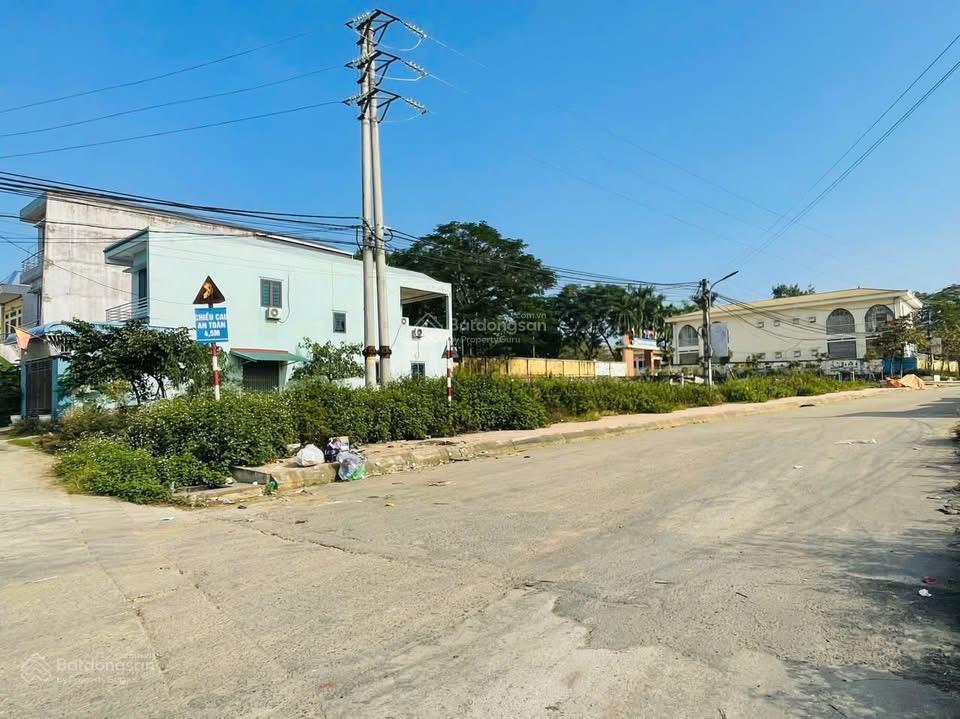 Bán nhanh lô đất thị trấn xuân mai 80m giá 1.2 tỷ sẵn sổ full thổ cư